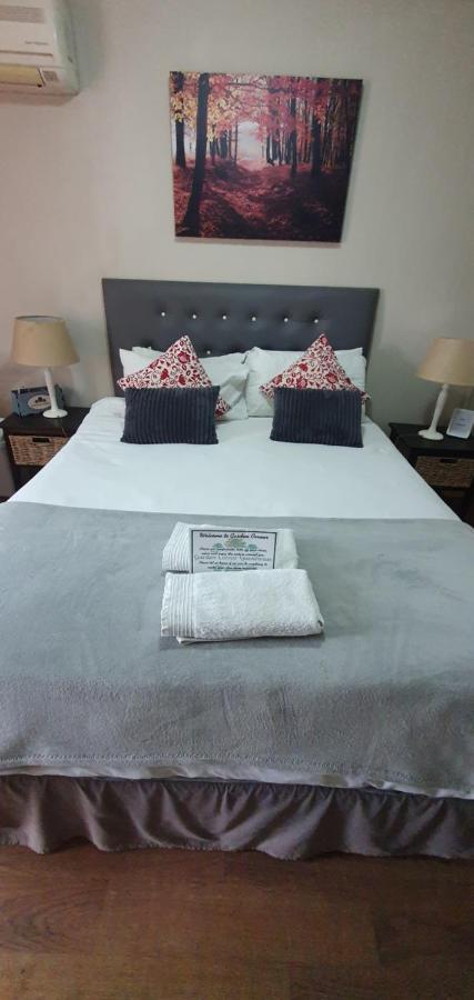 Garden Corner Guesthouse Beaufort West Exterior foto
