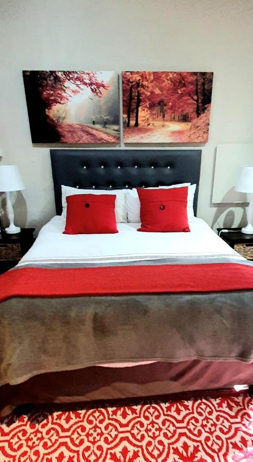 Garden Corner Guesthouse Beaufort West Exterior foto